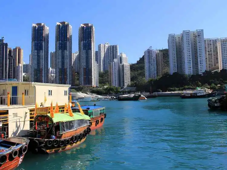 Hong Kong Tour Experience the Magic of Victoria Peak