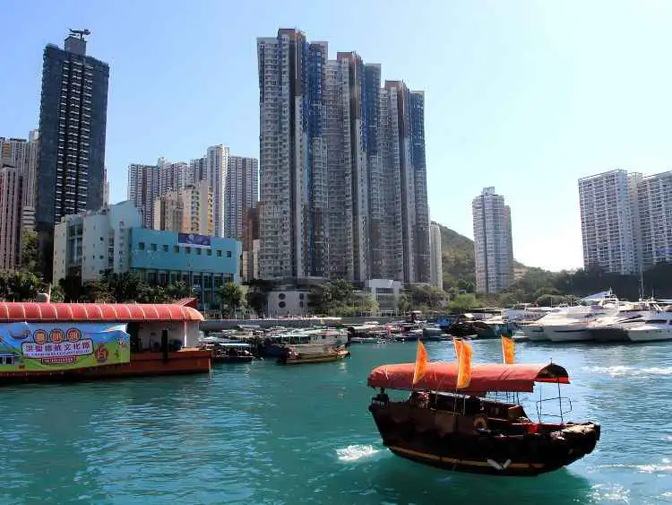Hong Kong Tour Experience the Magic of Victoria Peak
