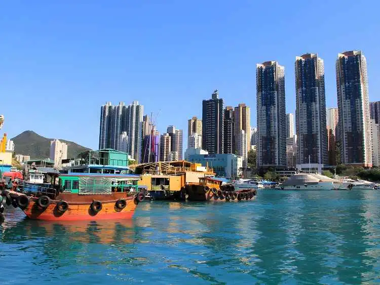 Hong Kong Tour Experience the Magic of Victoria Peak