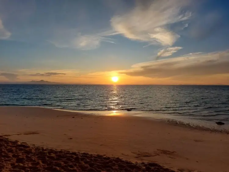 Fun 7 Islands LongTail Boat Sunset Tour with BBQ and BioLum Plankton from Krabi