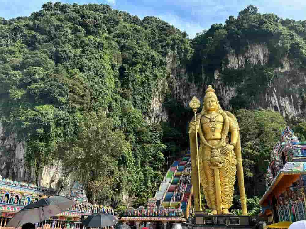Kuala Lumpur City Tour Extraordinary Adventure to Batu Caves and Iconic Landmarks