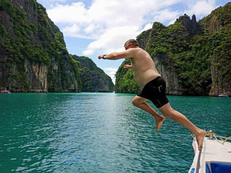 Exciting Phi Phi and Khai Island Tour from Phuket