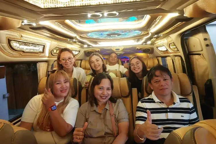 Private Departure Transfer From Singapore Hotel to Airport or Port Quickly